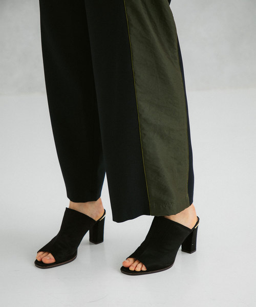 UNITED TOKYO（ユナイテッドトウキョウ）の「オーガンラインワイドパンツ（その他パンツ・レディース・ブラウン/ブラック・1）」の13枚目の写真