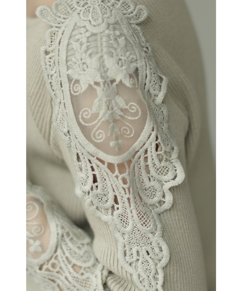 cawaii（カワイイ）の「美しく透ける肩レースのボートネックのリブニットトップス（ニット/セーター・レディース・ホワイト/ライトグレー/ブラック/ネイビー/ブラウン/グレー/ワインレッド/モカ/ベージュ系その他・M/XL）」の12枚目の写真