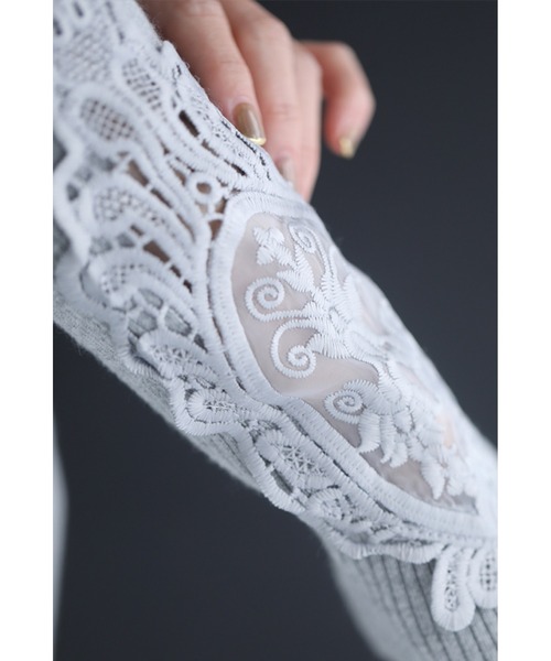 cawaii（カワイイ）の「美しく透ける肩レースのボートネックのリブニットトップス（ニット/セーター・レディース・ホワイト/ライトグレー/ブラック/ネイビー/ブラウン/グレー/ワインレッド/モカ/ベージュ系その他・M/XL）」の20枚目の写真