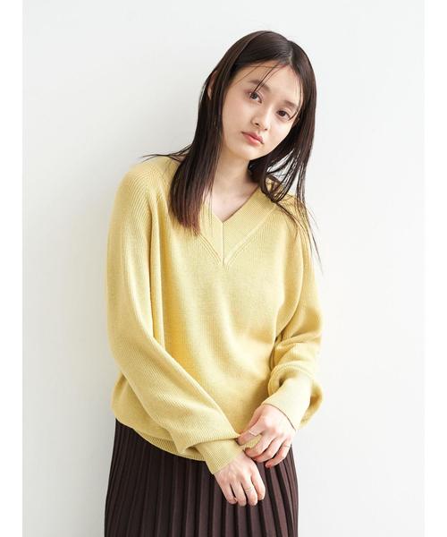 AMERICAN HOLIC（アメリカンホリック）の「太Ｖネックラグランニット片畦ニットプルオーバー＊（ニット/セーター・レディース・アイボリー/イエロー/ネイビー/ベージュ系その他・MEDIUM/LARGE）」の9枚目の写真