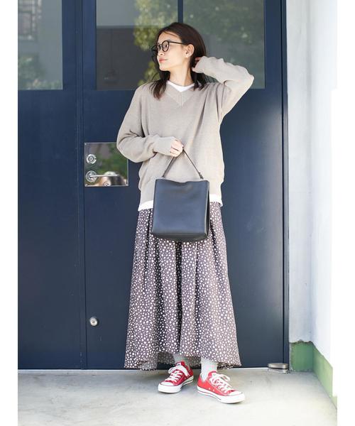 AMERICAN HOLIC（アメリカンホリック）の「太Ｖネックラグランニット片畦ニットプルオーバー＊（ニット/セーター・レディース・アイボリー/イエロー/ネイビー/ベージュ系その他・MEDIUM/LARGE）」の12枚目の写真