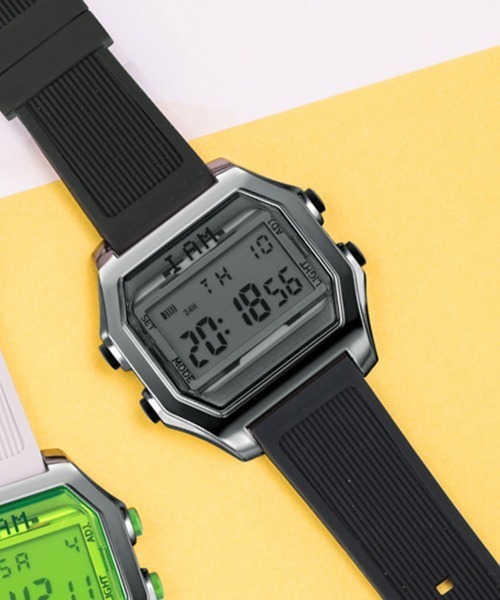 I AM THE WATCH(アイアムザウォッチ)の「「I AM THE WATCH / アイ アム ザ ウォッチ」デジタルウォッチ Lサイズ(デジタル腕時計・レディース・ホワイト/ブラック/グレー/イエロー/オレンジ/ブルー/グリーン/ホワイト系その他/ブラック系その他/グレー系その他/ブルー系その他/イエロー系その他/ホワイト系その他2/グレー系その他2/グレー系その他3/グレー系その他4/ブルー系その他2/ブルー系その他3/ブルー系その他4/ブルー系その他5・LARGE)」の5枚目の写真