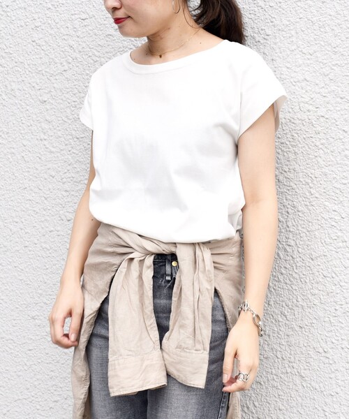 SHIPS(シップス)の「〈汗染み防止〉フレンチスリーブベーシックTEE◇(Tシャツ/カットソー・レディース・オフホワイト/ダークグレー/ボルドー・ONE SIZE)」の11枚目の写真