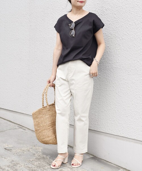 SHIPS(シップス)の「〈汗染み防止〉フレンチスリーブベーシックTEE◇(Tシャツ/カットソー・レディース・オフホワイト/ダークグレー/ボルドー・ONE SIZE)」の17枚目の写真