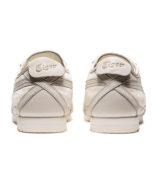 Onitsuka Tiger(オニツカタイガー)の「MEXICO 66 SD(スニーカー・レディース・クリーム/ブラック×ブラック・24/25/26/27/25.5/26.5/27.5/24.5/23.5/28/22.5/23/28.5)」の6枚目の写真