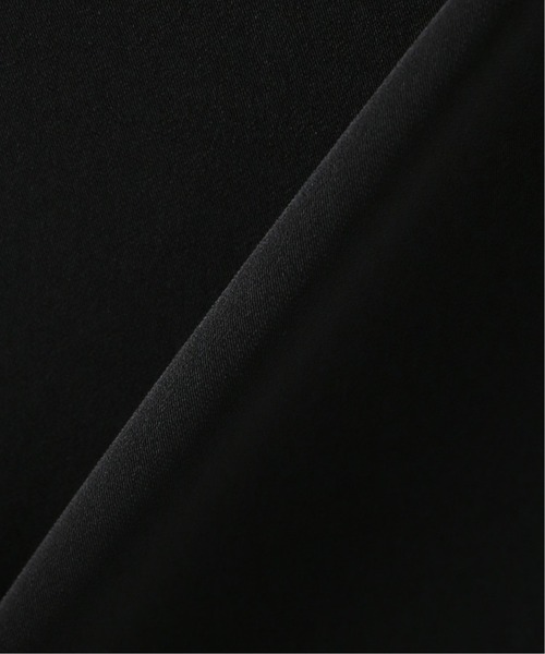 La TOTALITE（ラトータリテ）の「プチタックシャツ【手洗い可能】（シャツ/ブラウス・レディース・サックスブルー/ブラック/ブラックミックス・36/38）」の6枚目の写真