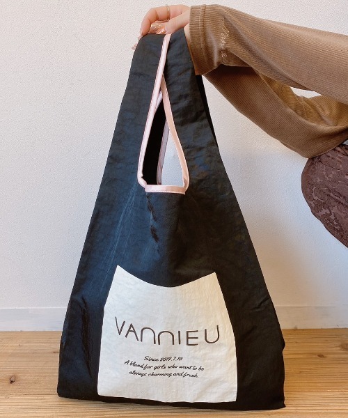VANNIE U(ヴァニーユー)の「タグエコバッグ(エコバッグ/サブバッグ・レディース・ブラック/ベージュ/グリーン・FREE)」の13枚目の写真