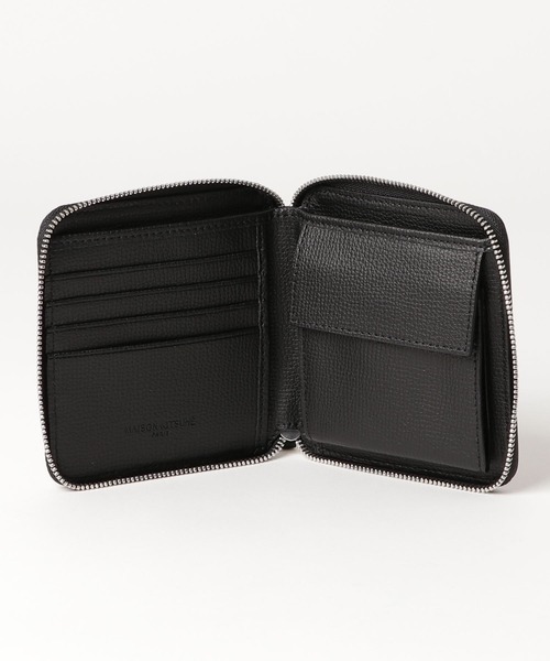Maison Kitsune（メゾンキツネ）の「SQUARE ZIPPED WALLET（財布