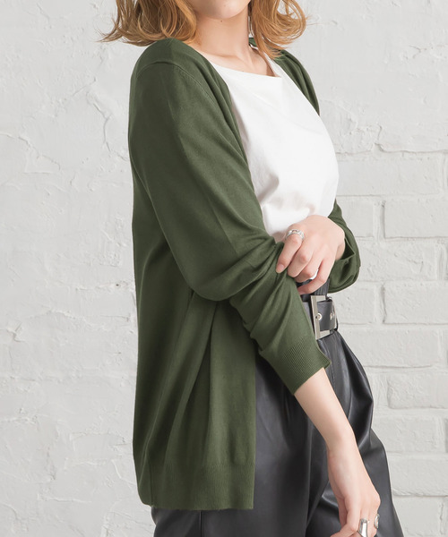 Newlyme(ニューリーミー)の「ウォッシャブル選べる丈カーディガン(カーディガン/ボレロ・レディース・ホワイト系その他/ブラック/ベージュ系その他/パープル/ブラウン/ライム/イエロー/ブルー/グリーン/グリーン系その他3/アイボリー/グリーン系その他/ブラウン系その他/ボルドー/ブルー系その他/パープル系その他/イエロー系その他/レッド系その他/ブラック系その他/グレイッシュベージュ/セージグリーン/グレー/ネイビー/グレー系その他/グリーン系その他2/ピンクベージュ/ピンク系その他/ブルー系その他2・MEDIUM/LARGE/X-LARGE/XX-LARGE)」の14枚目の写真