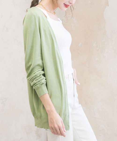 Newlyme(ニューリーミー)の「ウォッシャブル選べる丈カーディガン(カーディガン/ボレロ・レディース・ホワイト系その他/ブラック/ベージュ系その他/パープル/ブラウン/ライム/イエロー/ブルー/グリーン/グリーン系その他3/アイボリー/グリーン系その他/ブラウン系その他/ボルドー/ブルー系その他/パープル系その他/イエロー系その他/レッド系その他/ブラック系その他/グレイッシュベージュ/セージグリーン/グレー/ネイビー/グレー系その他/グリーン系その他2/ピンクベージュ/ピンク系その他/ブルー系その他2・MEDIUM/LARGE/X-LARGE/XX-LARGE)」の15枚目の写真