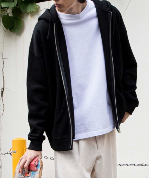 WEGO(ウィゴー)の「WEGO/裏起毛ヘビーウエイトビッグシルエットジップパーカー(パーカー・メンズ・ブラック/ベージュ/オフホワイト・MEDIUM/LARGE)」の3枚目の写真