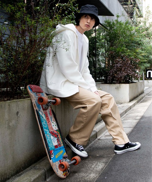 WEGO(ウィゴー)の「WEGO/裏起毛ヘビーウエイトビッグシルエットジップパーカー(パーカー・メンズ・ブラック/ベージュ/オフホワイト・MEDIUM/LARGE)」の19枚目の写真