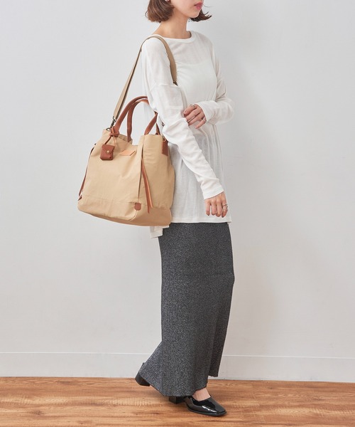 toleur（トーラ）の「【toleur】ナイロングログラン/カウレザー2WAYトート/11718（トートバッグ・レディース・ブラック/ベージュ/カーキ/ブルー/ブラウン・FREE）」の17枚目の写真