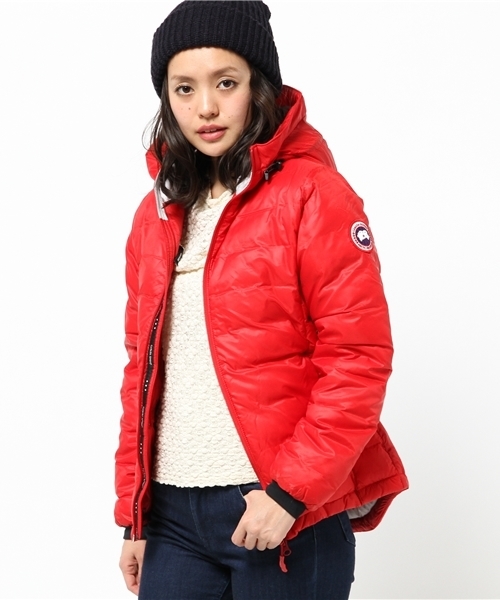Ray BEAMS(レイビームス)の「CANADA GOOSE / "CAMP HOODY"(ダウンジャケット/コート・レディース・ブラック/ロイヤルブルー/レッド・X-SMALL/SMALL)」の3枚目の写真