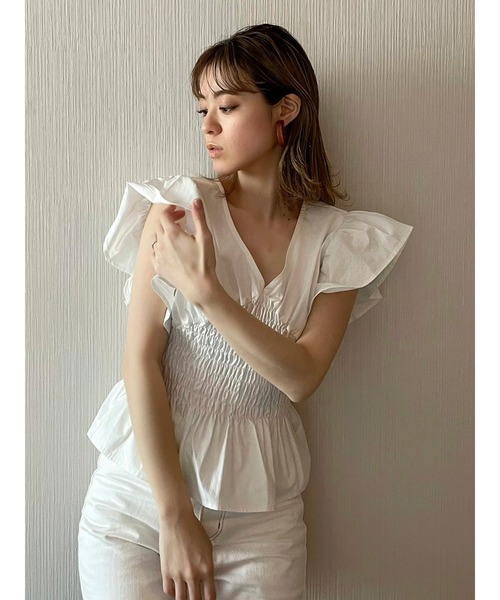 dazzlin(ダズリン)の「ギャザーシャーリングフリルブラウス(シャツ/ブラウス・レディース・オフホワイト/ブラック/ブルー/ブラウン/その他1・FREE)」の1枚目の写真