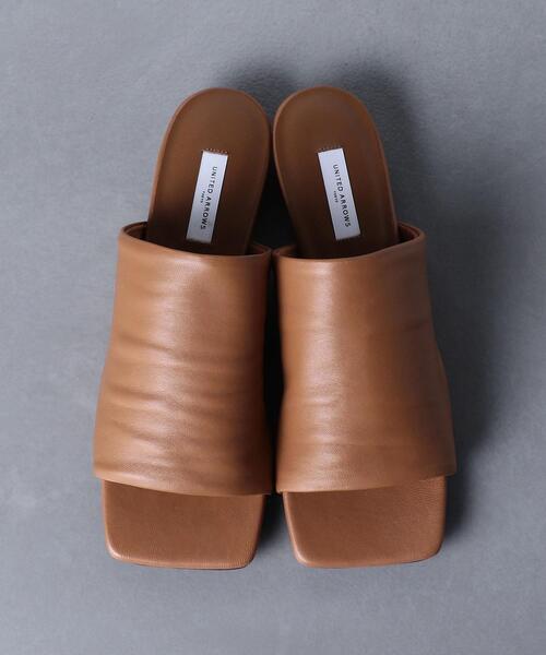 UNITED ARROWS（ユナイテッドアローズ）の「UWCMD スクエア ミュール フラット サンダル◆（サンダル・レディース・ブラウン/ブラック・36/38/37/35）」の5枚目の写真