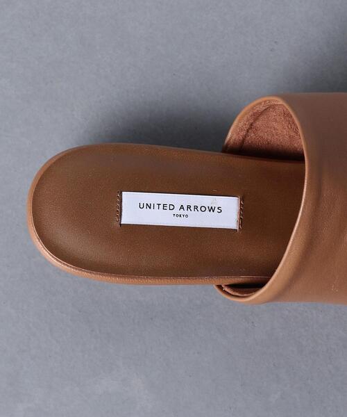 UNITED ARROWS（ユナイテッドアローズ）の「UWCMD スクエア ミュール フラット サンダル◆（サンダル・レディース・ブラウン/ブラック・36/38/37/35）」の6枚目の写真