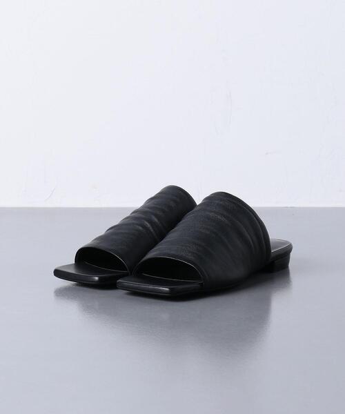 UNITED ARROWS（ユナイテッドアローズ）の「UWCMD スクエア ミュール フラット サンダル◆（サンダル・レディース・ブラウン/ブラック・36/38/37/35）」の4枚目の写真