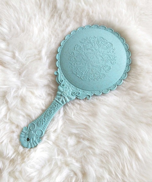 Made in I(メイドインアイ)の「ヨーロピアンラウンドミラー(ミラー・レディース・ピンク/アイボリー/ブルー・FREE)」の2枚目の写真