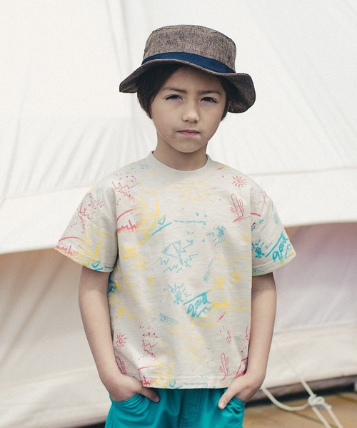 RADCHAP（ラッドチャップ）の「レインボー落書きプリント半袖Tシャツ（Tシャツ/カットソー・キッズ・ベージュ/ブラック・100cm/110cm/150cm/140cm/130cm/90cm/120cm）」の16枚目の写真