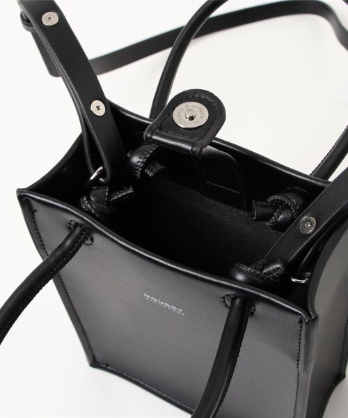 MOUSSY（マウジー）の「SOUVENIR TINY SHOULDER バッグ（ショルダーバッグ・レディース・ホワイト/ブラック・FREE）」の17枚目の写真