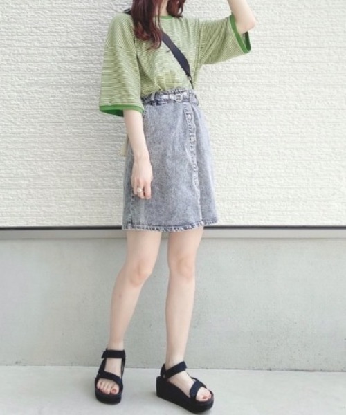 Mysa&Liina（ミーサリーナ）の「台形デニムスカート（デニムスカート・レディース・サックスブルー/ブルー/ブラック系その他/ブラック系その他2・M/L）」の3枚目の写真