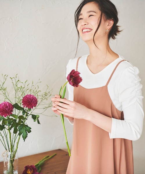 Anuenue（アヌエヌエ）の「Aラインロングキャミワンピース（ワンピース・レディース・ブラック/ブラウン/カーキ・FREE）」の14枚目の写真