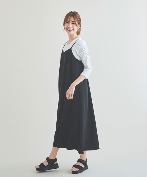 Anuenue（アヌエヌエ）の「Aラインロングキャミワンピース（ワンピース・レディース・ブラック/ブラウン/カーキ・FREE）」の7枚目の写真