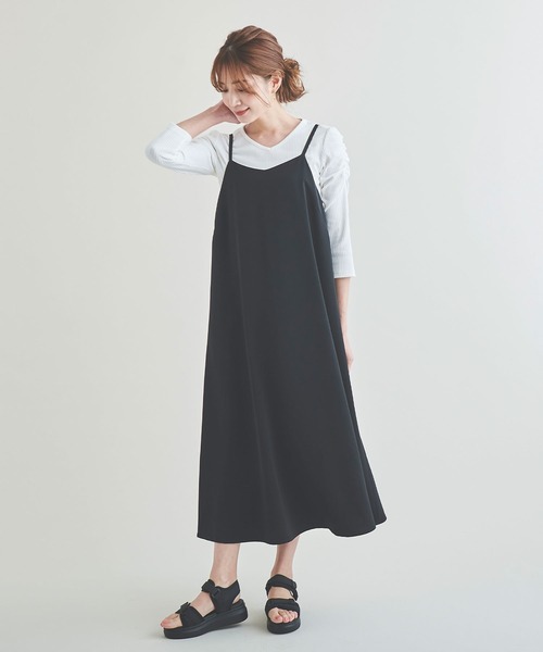 Anuenue（アヌエヌエ）の「Aラインロングキャミワンピース（ワンピース・レディース・ブラック/ブラウン/カーキ・FREE）」の17枚目の写真