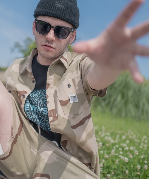 SIDEWAY STANCE(サイドウェイスタンス)の「【SIDEWAY STANCE】 カモフラージュ迷彩柄 & デニム 半袖 ワークシャツ セットアップ対応(シャツ/ブラウス・メンズ・A/C/ネイビー/B・LARGE/MEDIUM/X-LARGE)」の15枚目の写真