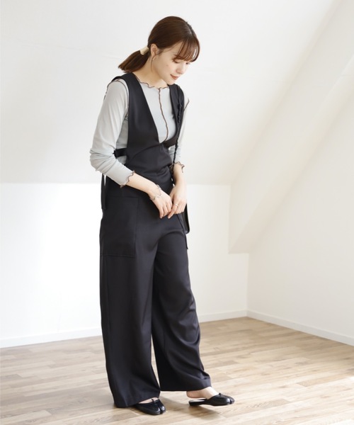 UNFIELD(アンフィールド)の「【UNFIELD サイドベルトデザインサロペット】(サロペット/オーバーオール・レディース・ブラック/カーキ・FREE)」の3枚目の写真