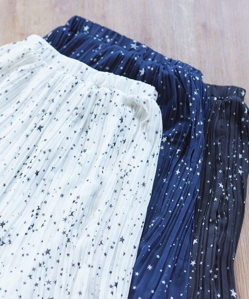 LIPSTAR（リップスター）の「ホシガラサテンプリーツスカート（スカート・レディース・アイボリー/ブラック系その他/ダークネイビー・M）」の12枚目の写真