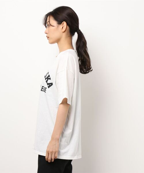 lakkanoir(ラッカノア)の「ビッグシルエットTシャツ(Tシャツ/カットソー・レディース・ホワイト/グレー/レッド・M/XL/L)」の4枚目の写真