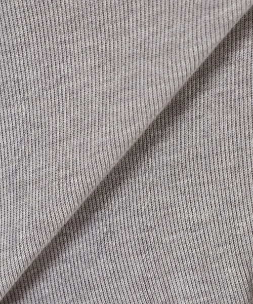 SLOBE IENA(スローブイエナ)の「ボリュームスリーブプルオーバー【手洗い可能】◆(Tシャツ/カットソー・レディース・ブラック/ベージュ/グレー・FREE)」の17枚目の写真