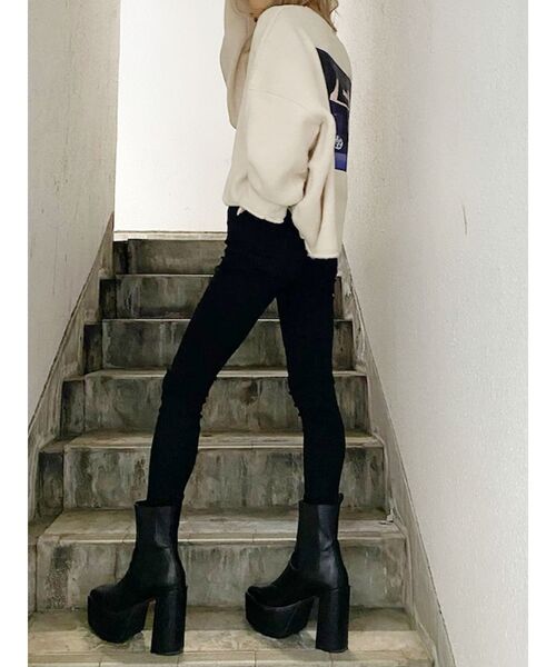 GYDA(ジェイダ)の「ハイウエスト W BACK RIPPEDカラーパンツ(その他パンツ・レディース・ブラック/カーキ・MEDIUM/X-SMALL/SMALL)」の4枚目の写真
