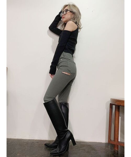 GYDA(ジェイダ)の「ハイウエスト W BACK RIPPEDカラーパンツ(その他パンツ・レディース・ブラック/カーキ・MEDIUM/X-SMALL/SMALL)」の19枚目の写真