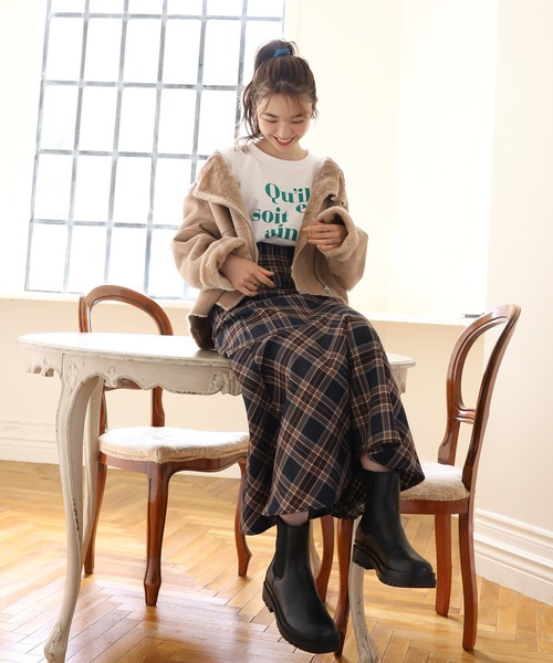 one after another NICE CLAUP（ワンアフターアナザーナイスクラップ）の「ムートンライダースジャケット（ムートンコート・レディース・アイボリー/ベージュ・FREE）」の16枚目の写真