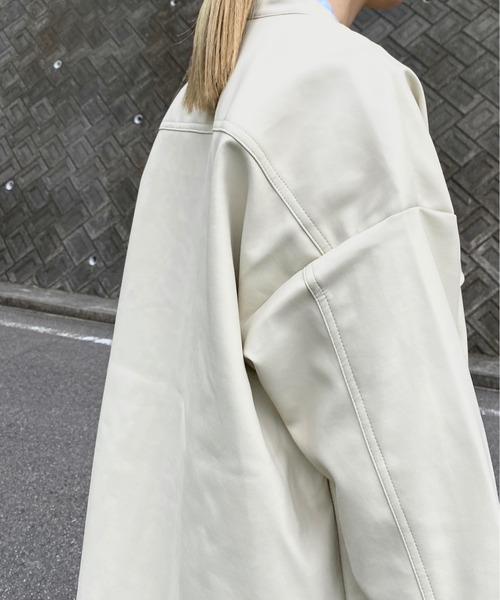 y/m by RIKA（イムバイリカ）の「フェイクレザーシャツジャケット（その他アウター・レディース・ブラック/ベージュ・FREE）」の8枚目の写真