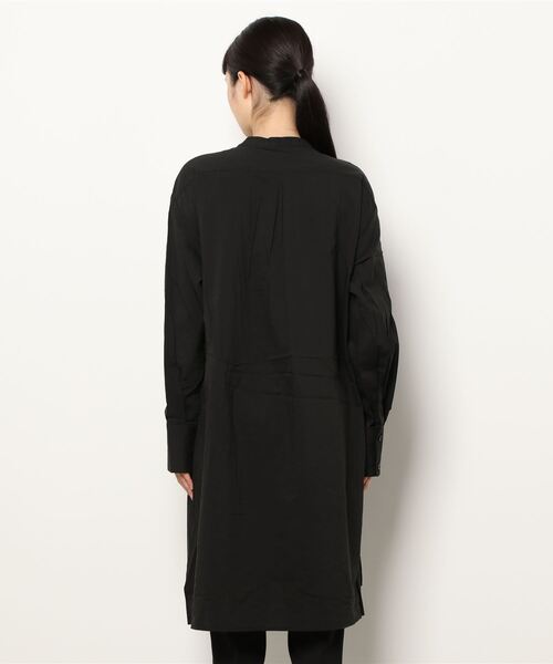 LOWRYS FARM(ローリーズファーム)の「フロントタックロングシャツLS 235608(シャツ/ブラウス・レディース・ホワイト/ブラック/パープル・FREE)」の13枚目の写真