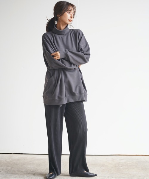 rps(アールピーエス)の「裏起毛ポケット付ワイドプルオーバー(スウェット・レディース・チャコールグレー/グリーン/ライトベージュ/マスタード・M)」の5枚目の写真