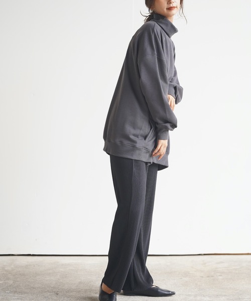 rps(アールピーエス)の「裏起毛ポケット付ワイドプルオーバー(スウェット・レディース・チャコールグレー/グリーン/ライトベージュ/マスタード・M)」の14枚目の写真