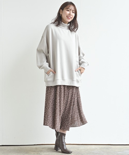 rps(アールピーエス)の「裏起毛ポケット付ワイドプルオーバー(スウェット・レディース・チャコールグレー/グリーン/ライトベージュ/マスタード・M)」の15枚目の写真