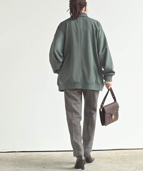 rps(アールピーエス)の「裏起毛ポケット付ワイドプルオーバー(スウェット・レディース・チャコールグレー/グリーン/ライトベージュ/マスタード・M)」の12枚目の写真