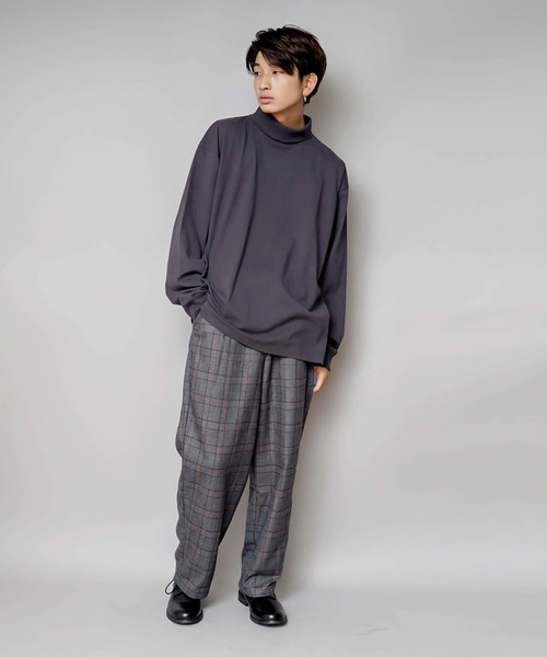 UNIIT（ユニット）の「【UNIIT/ユニット】NanoTecヘビーウェイト 2WAY タートルモックネック ルーズビッグシルエット ロンT（Tシャツ/カットソー・メンズ・チャコールグレー/ライトグレー/ネイビー/ライトグリーン/ライトベージュ・SMALL/MEDIUM/LARGE）」の6枚目の写真