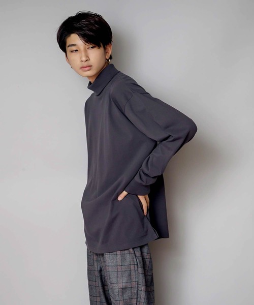 UNIIT（ユニット）の「【UNIIT/ユニット】NanoTecヘビーウェイト 2WAY タートルモックネック ルーズビッグシルエット ロンT（Tシャツ/カットソー・メンズ・チャコールグレー/ライトグレー/ネイビー/ライトグリーン/ライトベージュ・SMALL/MEDIUM/LARGE）」の12枚目の写真