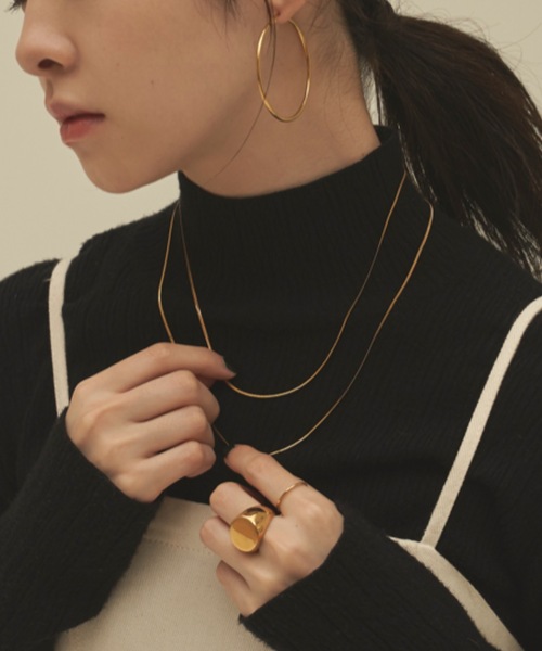 muku（ムク）の「金属アレルギー対応 1mmシンプルスネークネックレス / サージカルステンレス（ネックレス・レディース・シルバー/ゴールド・39cm/45cm/52cm）」の9枚目の写真