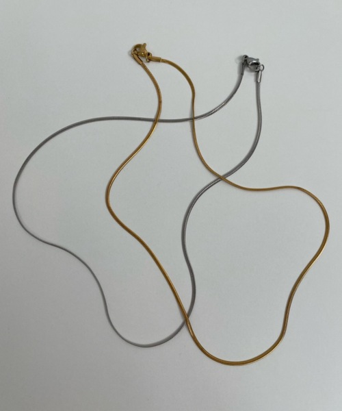 muku（ムク）の「金属アレルギー対応 1mmシンプルスネークネックレス / サージカルステンレス（ネックレス・レディース・シルバー/ゴールド・39cm/45cm/52cm）」の15枚目の写真