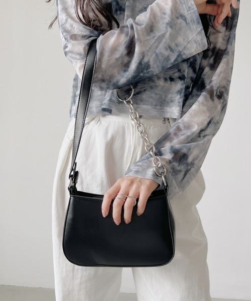 H.Warren（エイチウォーレン）の「フェイクレザーチェーンミニショルダーバッグ（ショルダーバッグ・レディース・ブラック/ホワイト・FREE）」の18枚目の写真