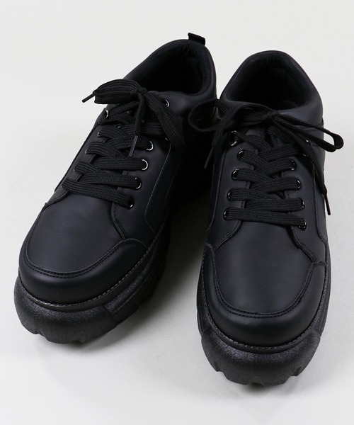 SPINNS（スピンズ）の「フェイクレザーハイソールスニーカー（スニーカー・メンズ・ブラック・26cm/27cm）」の4枚目の写真