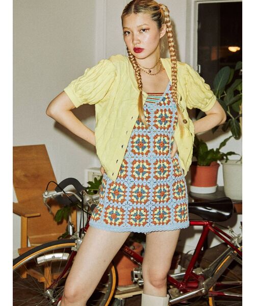 jouetie（ジュエティ）の「クロシェニットキャミチュニック【サマーニット】（キャミソール・レディース・アイボリー/ブラック/ブルー・MEDIUM）」の15枚目の写真